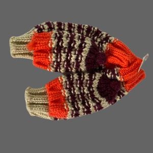 Ecote Urban Outfitters Mitten Very Cute NWT